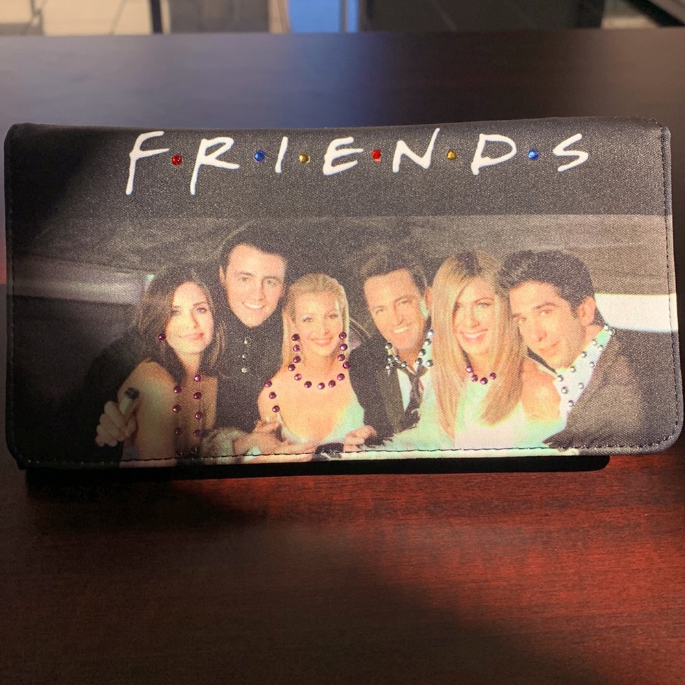 The iconic comedy FRIENDS themed wallet Monica,Joey, Phoebe,Chandler,Rachel,Ross